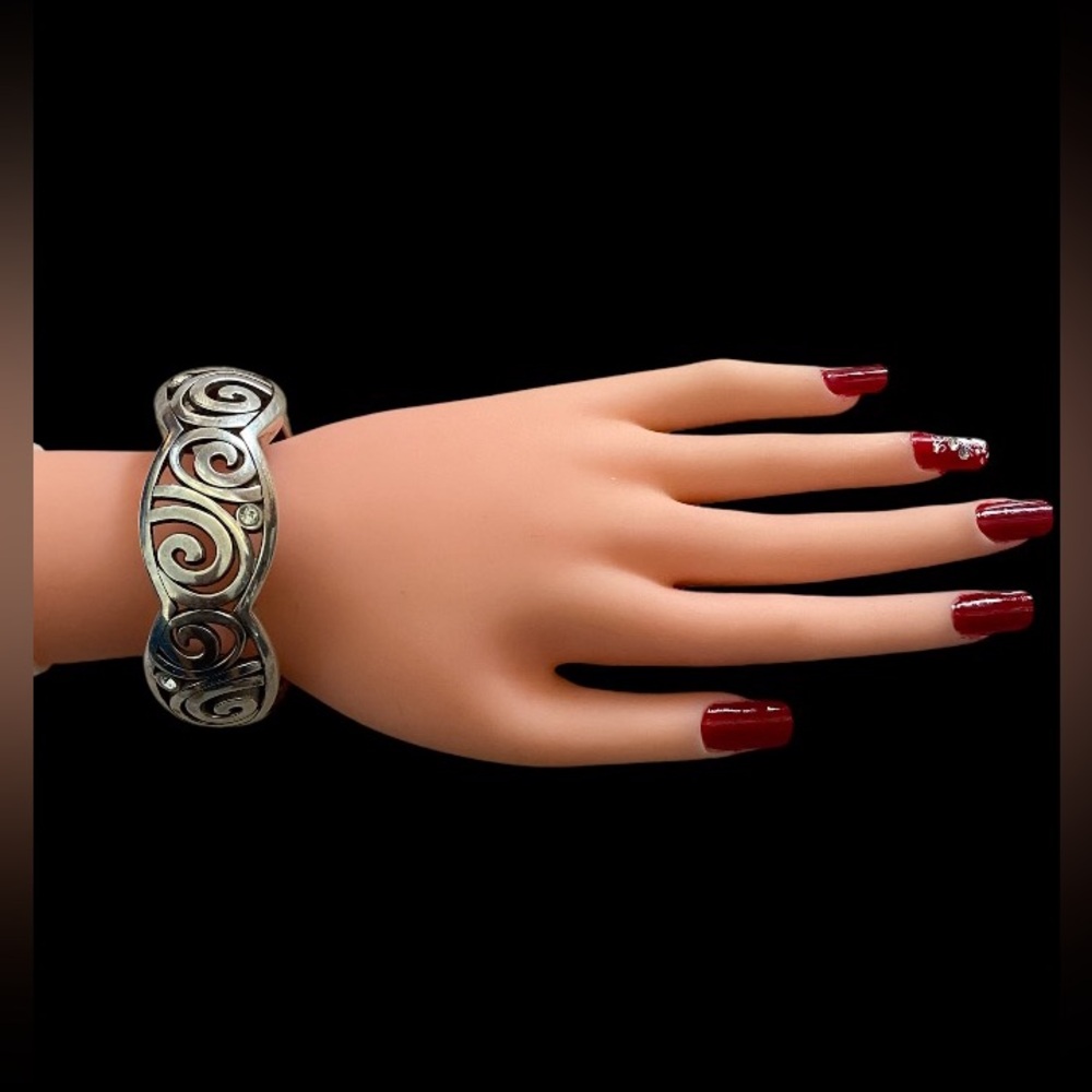 Brighton London Groove swirl wide hinged bangle bracelet